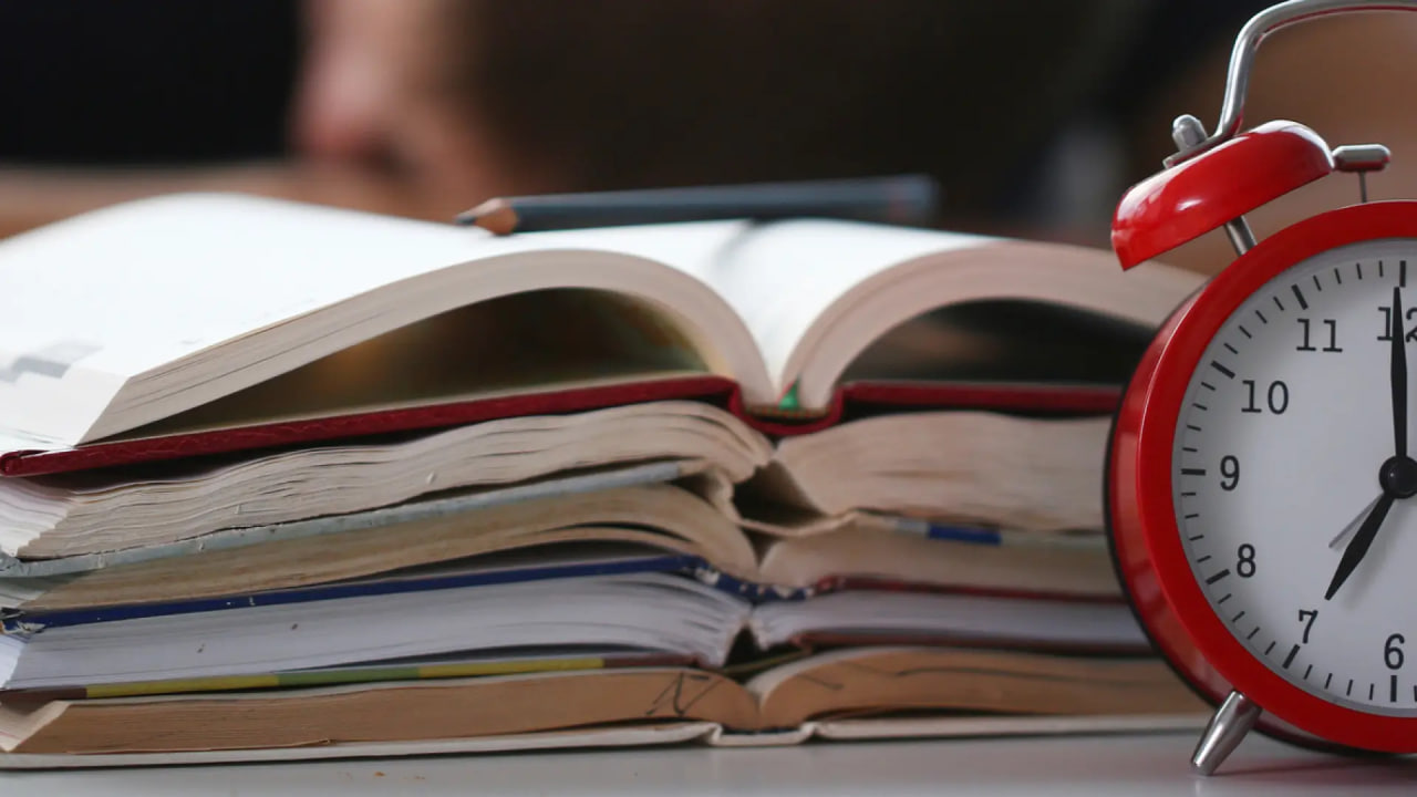 Предложено обсудить содержание новых школьных учебников - Казахстан