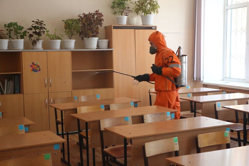 "Деятельность 186 школ временно приостановлена из-за нарушения санитарных требований" - Санитарно-эпидемиологический комитет