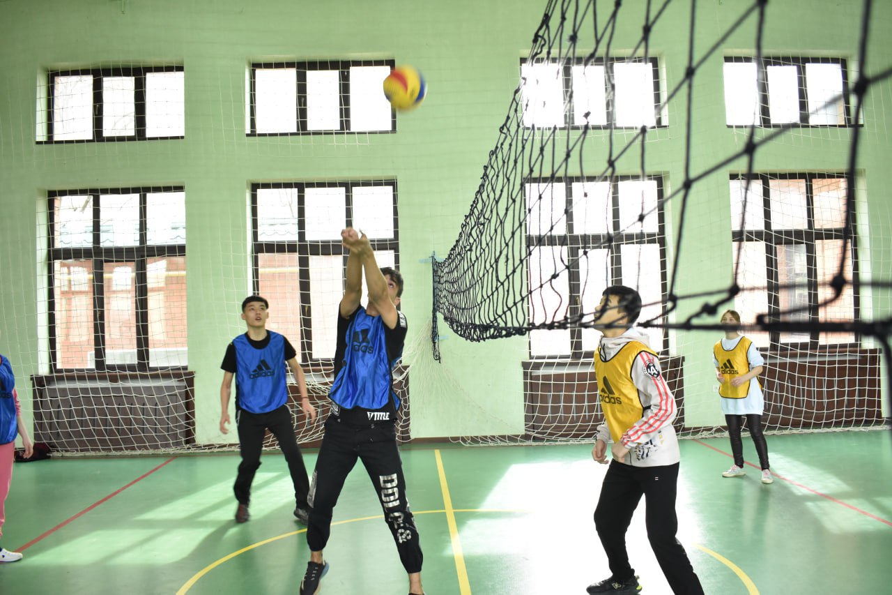 Maktablarda voleybolni rivojlantirish nima beradi?