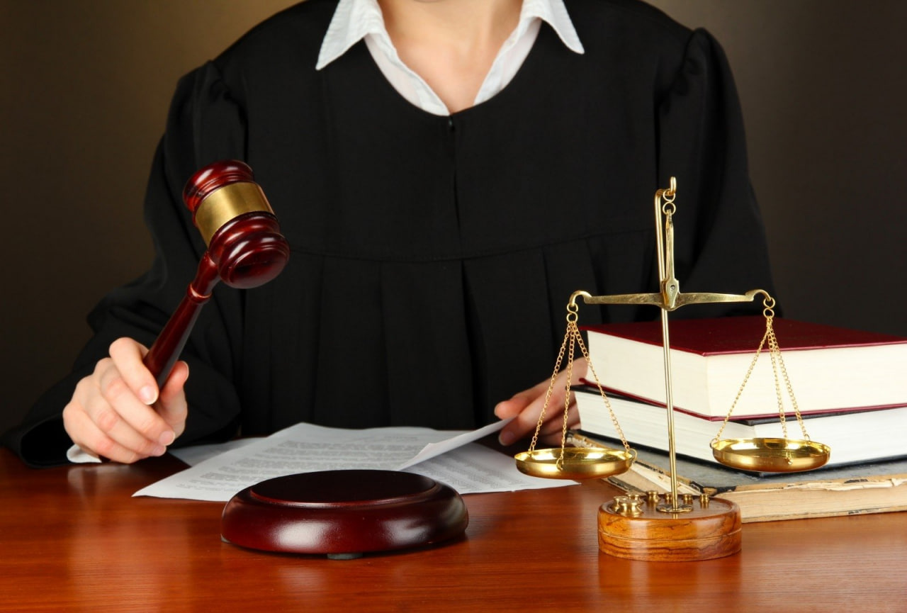 It became known that teachers have taken the ministry to court 6 times