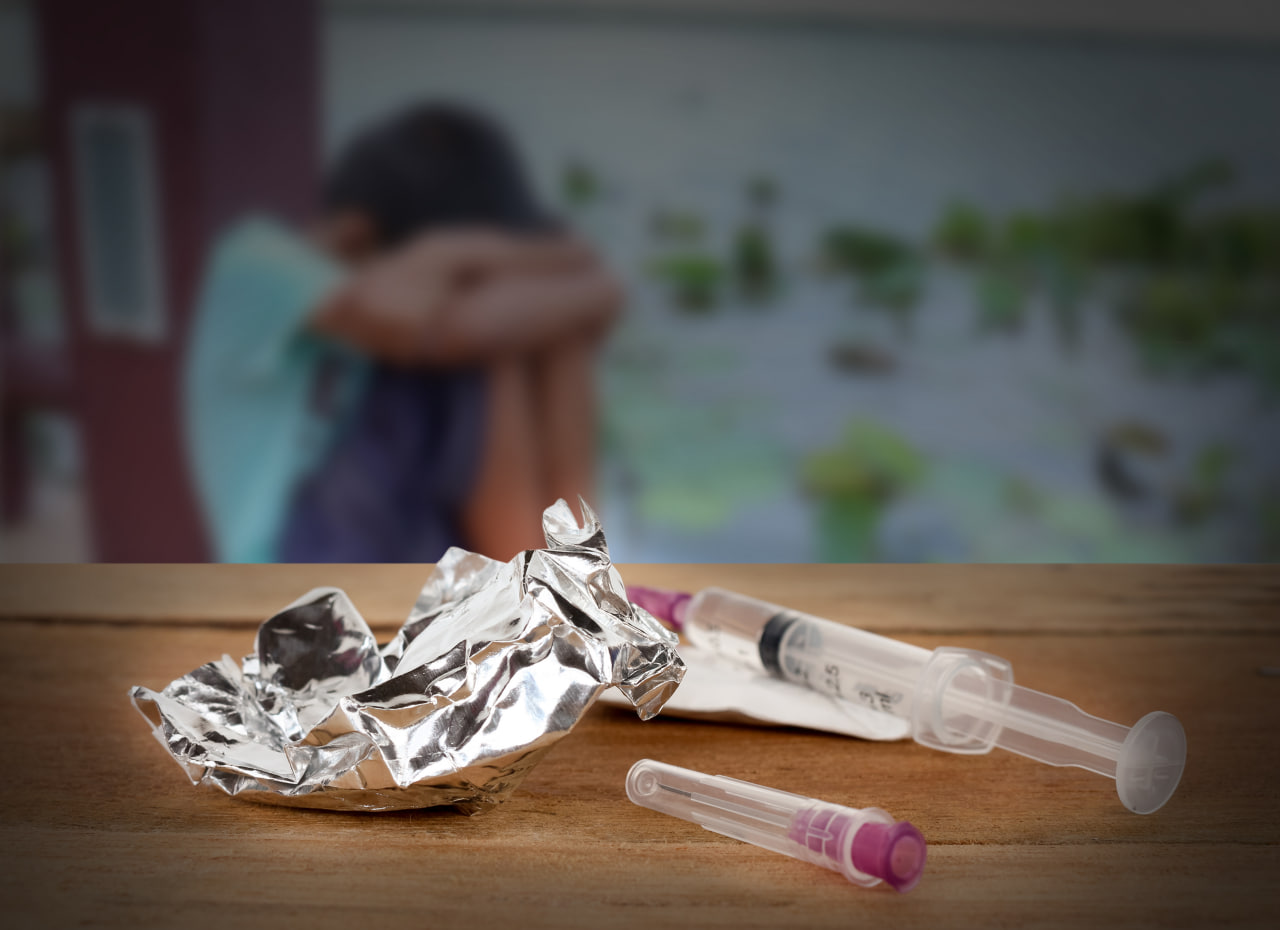 Teachers who report harmful habits of students can now be rewarded.