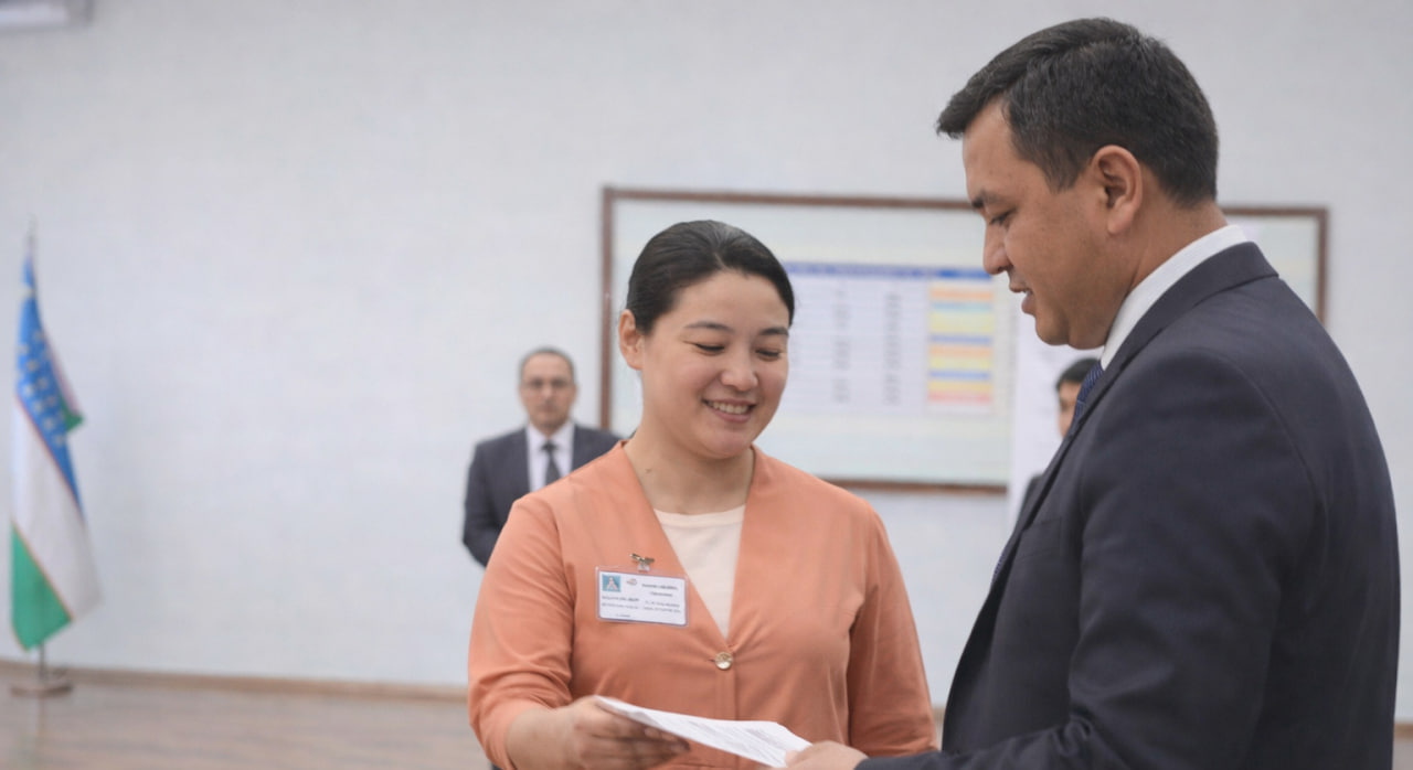 Maktab maslahatchisi qanday tartibda lavozimga tayinlanadi?